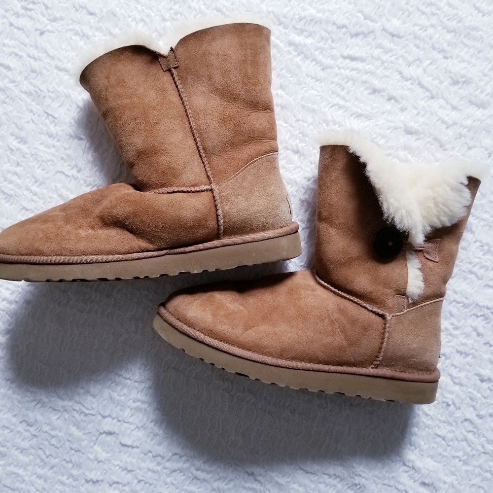 Classic Bailey Button Ugg Boots - image 8